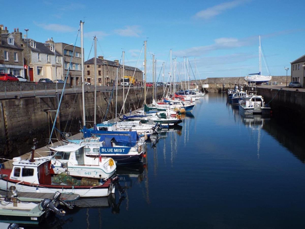 Skerry View - Overlooking The Moray Firth - Close To Beaches, Harbour, Shops And Restaurants Apartment Lossiemouth Bagian luar foto